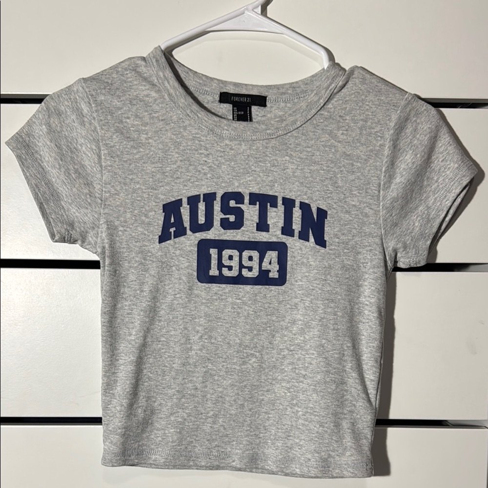 Forever 21 Gray Short Sleeve Tee